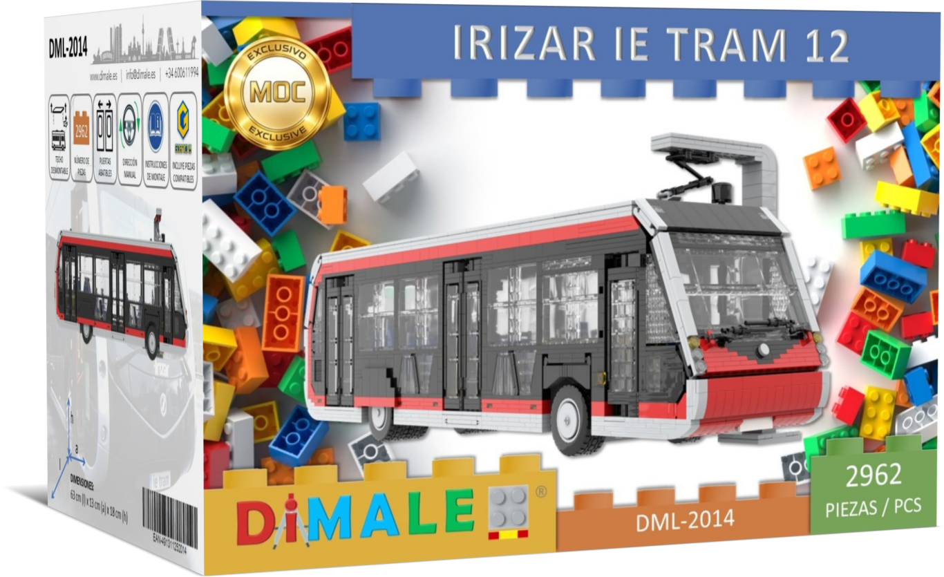 Maqueta de un tranvía Irizar IE Tram 12 con piezas de construcción alrededor.