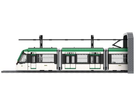 Tren moderno CAF Urbos 3 de tres vagones con techo verde y blanco saliendo de un túnel.