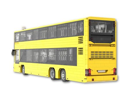 Autobús de dos pisos de color amarillo con ventanas grandes y diseño moderno. MAN Lions City A39 DD